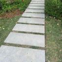 荆州 芝麻黑小区踏步、汀步石铺装效果