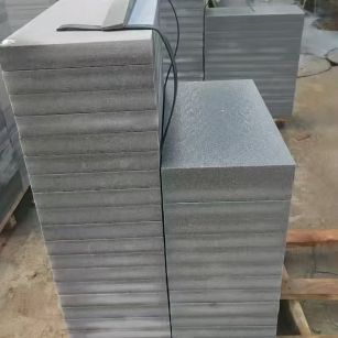 荆州 芝麻灰火烧面300*600*50地铺石材