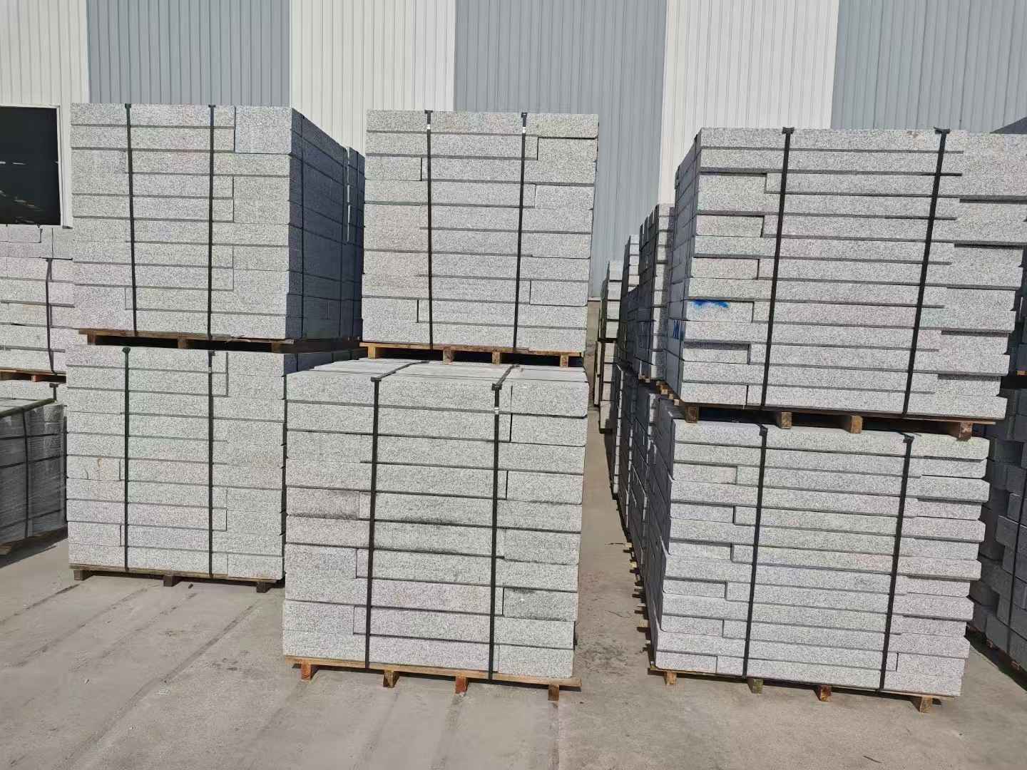 荆州 芙蓉白路沿石，价格便宜