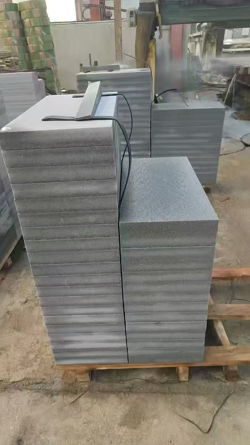 荆州 芝麻灰火烧面300*600*50地铺石材