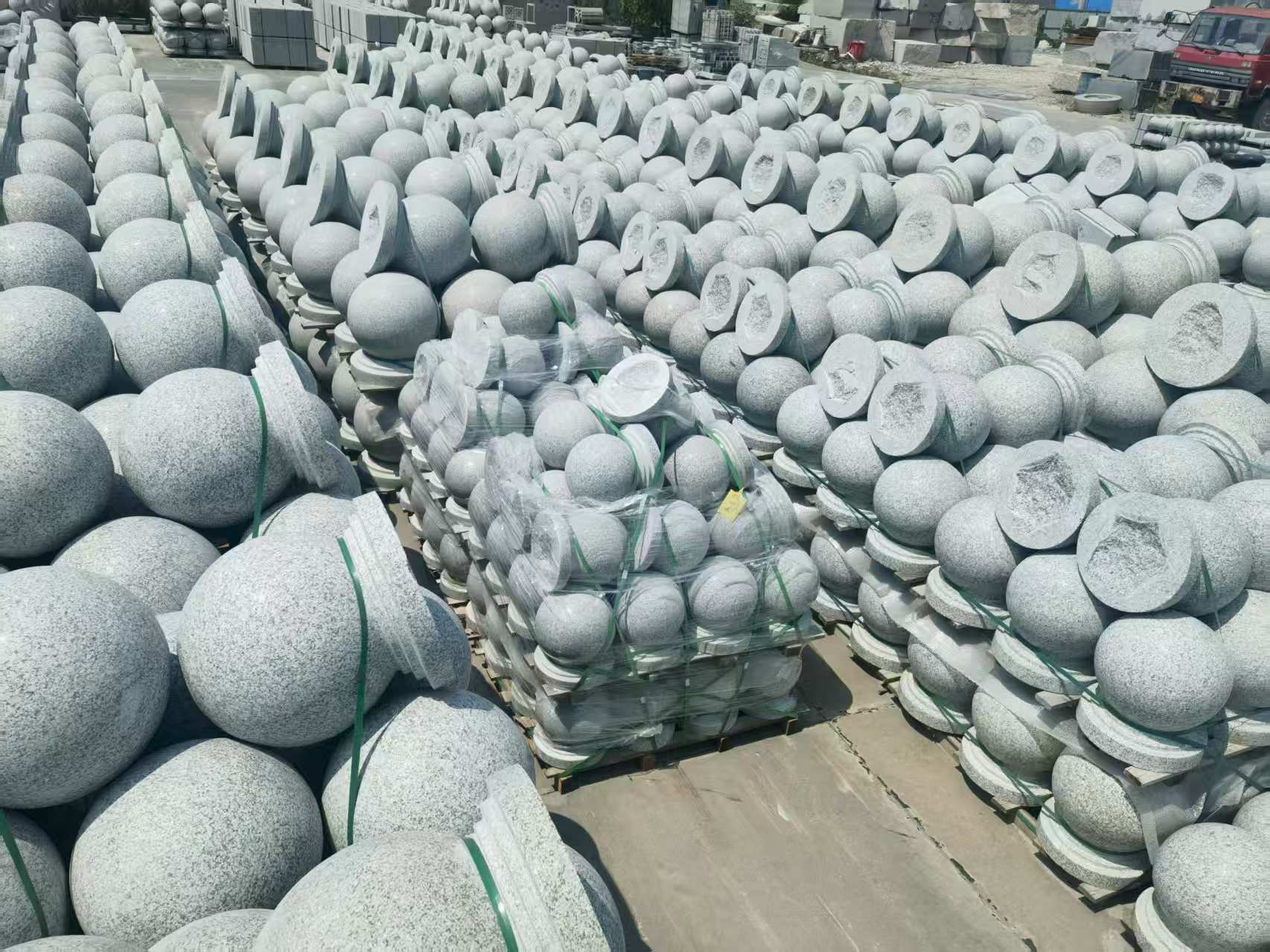 荆州 花岗岩实心圆球，石球，挡车球，挡车石，车止石，路障石。