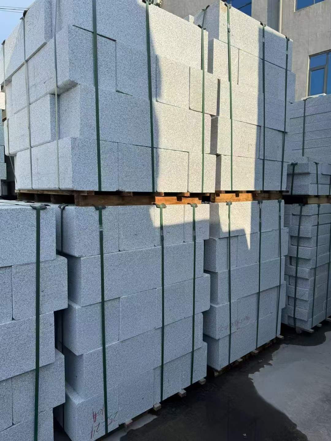 荆州 芝麻白路沿石