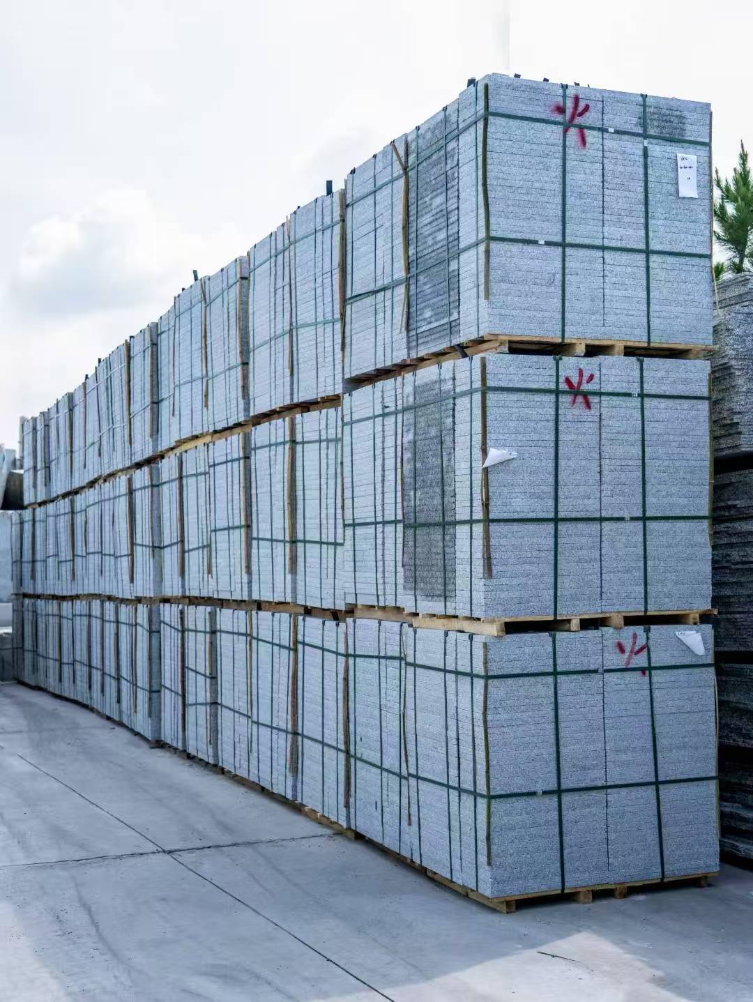 荆州 芙蓉白3公分火烧地铺成品300*600