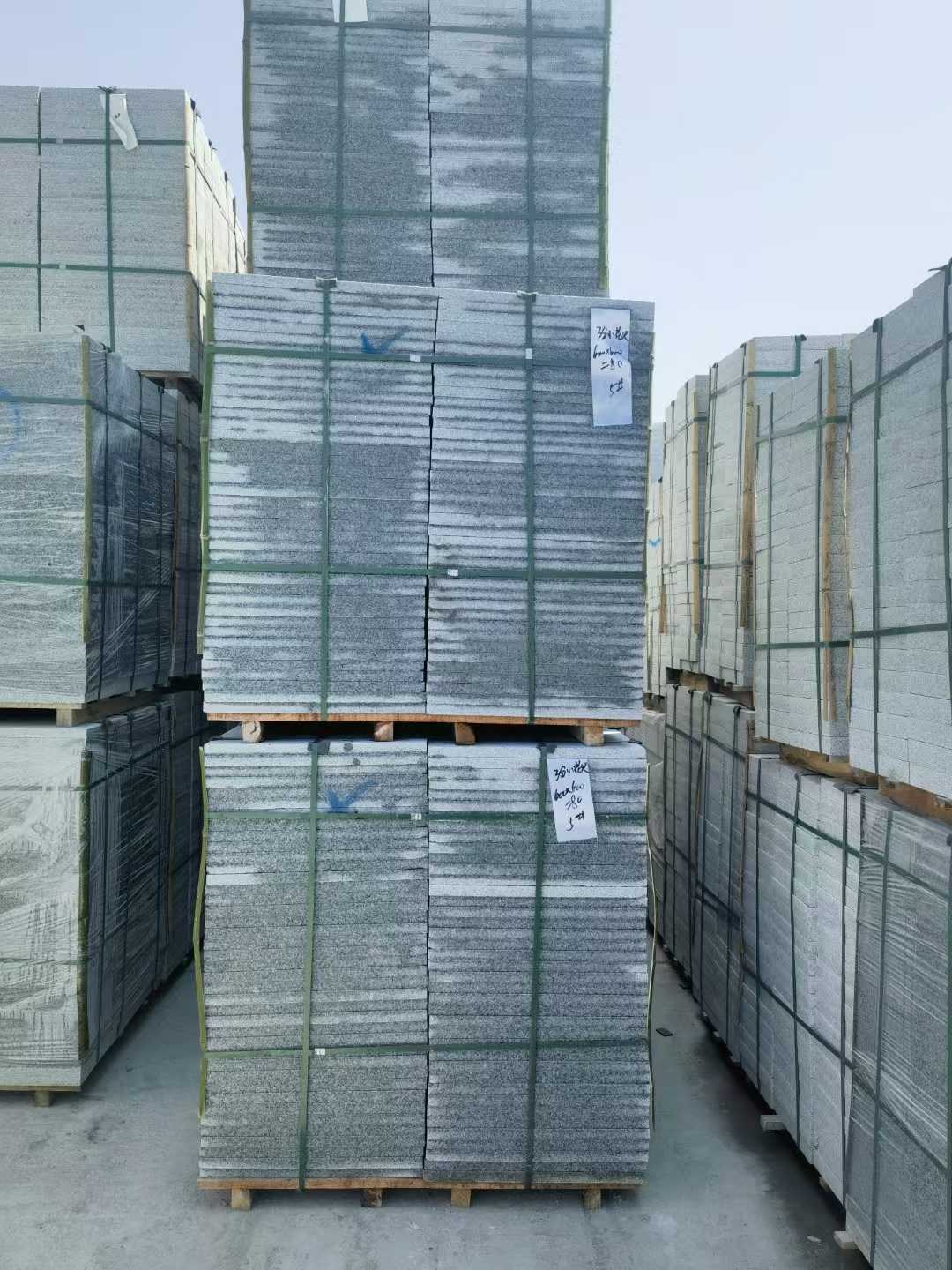 荆州芝麻白地铺成品